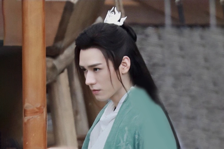 天涯客官宣定妆照双男主相似度太高网友美工该扣工资了