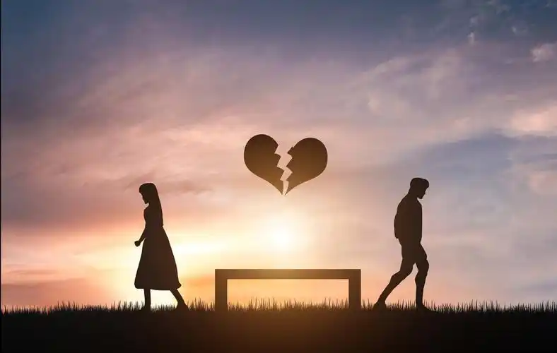 你们分手后,他在朋友圈的表现,分别有什么意义,你能明白吗?