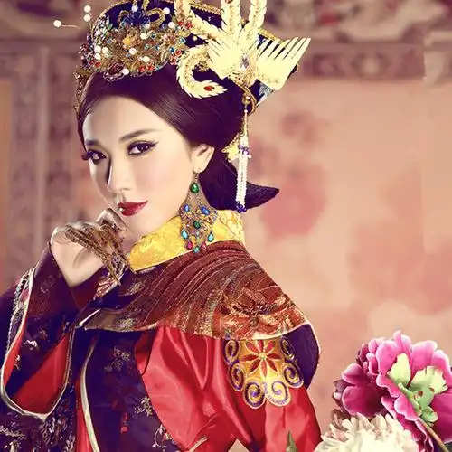 古装影楼写真服甄嬛传清朝宫廷皇后舞台演出服民族服装
