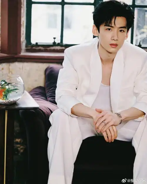 博主就侵权白敬亭致歉-大象网