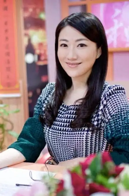 杨蕾是东方卫视的主持人.