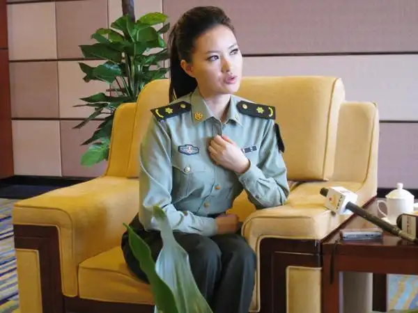 报答庆祝祖国六十华诞雷佳湖南益阳演唱会近日举行