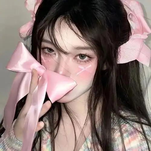 俏皮可爱真人头像