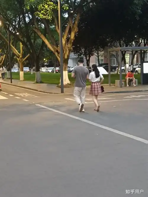 身高差20厘米是怎样的体验?