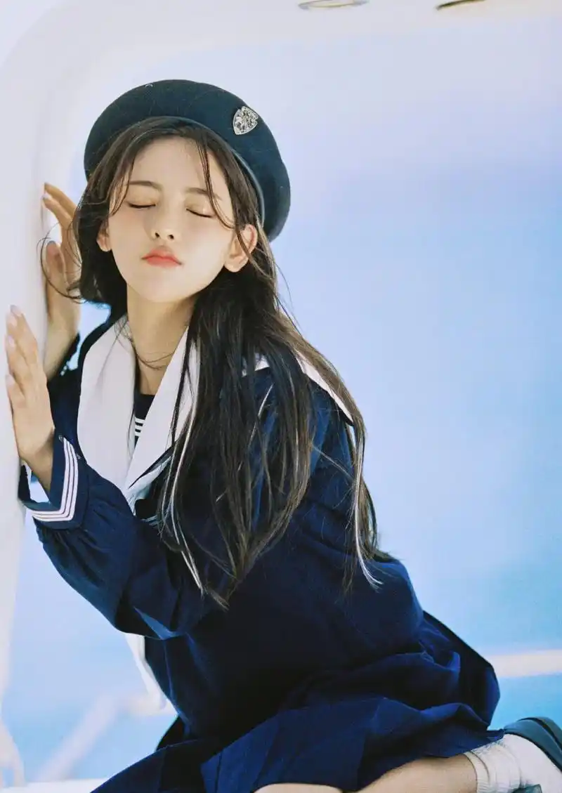 水手服yyds#杨超越@.hhy.  - 抖音