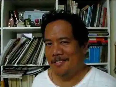 为什么现在女孩儿,都会选个年龄大那么多的大叔选择做伴侣?