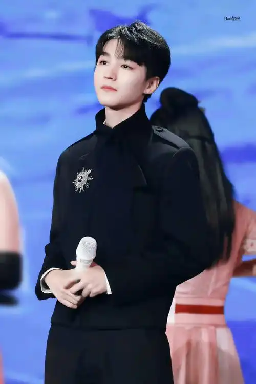 湖南中秋晚会20160921 王俊凯十七岁生日会20210921 大湾区中秋电影