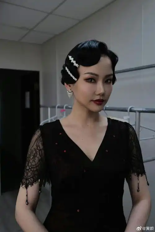 黄龄晒无限超越班宿舍照##黄龄的脸盆套装真有年头