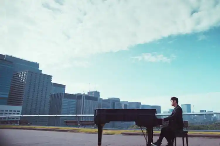 周杰伦说好不哭献给青春时代无缘相伴的人