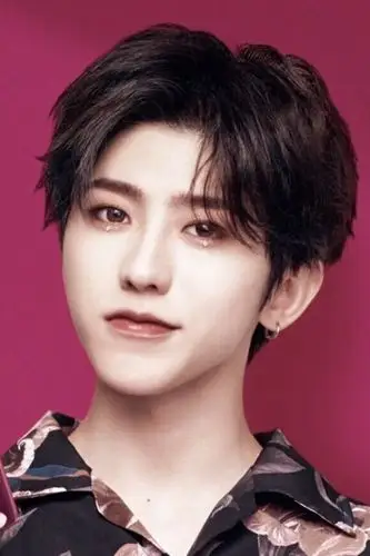 蔡徐坤精修图片