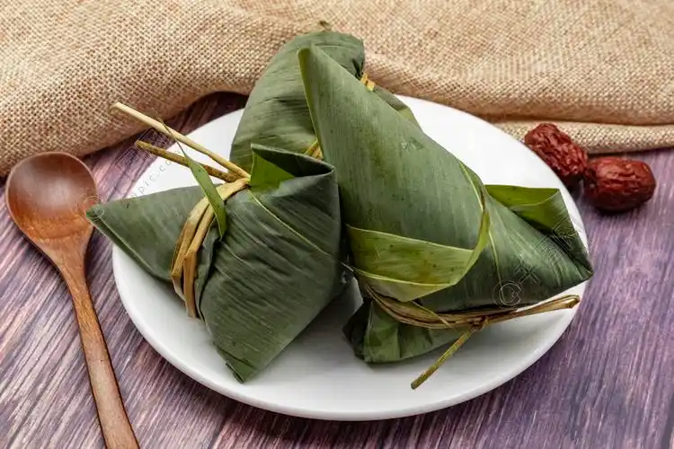 一盘粽子高清摄影图素材