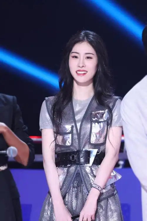 2021《中国好声音》周五开播,那英,汪峰,李荣浩,李克勤任导师,张碧晨