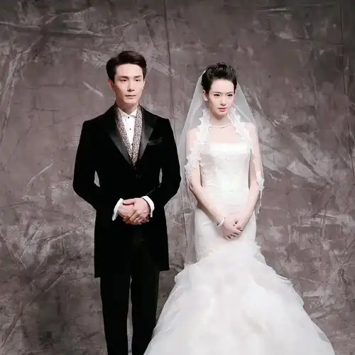 我要上热门#戚薇与李承铉,语言不通从不是阻碍,跨国恋让人羡慕!