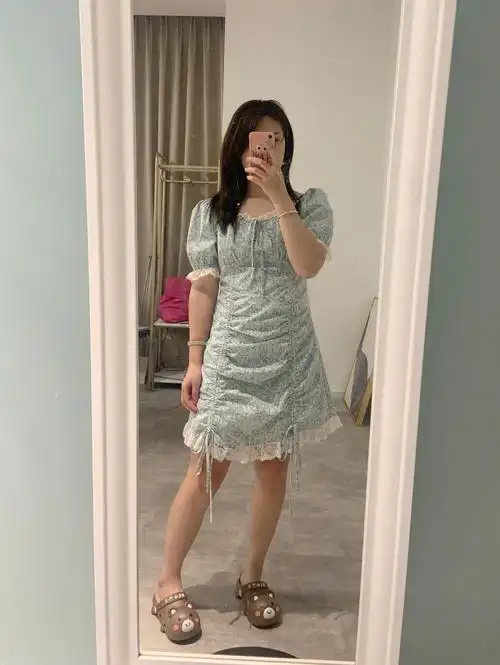 170 | 130斤大骨架微胖女孩测评碎花连衣裙