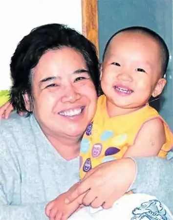 毛新宇伉俪追忆母亲邵华将军