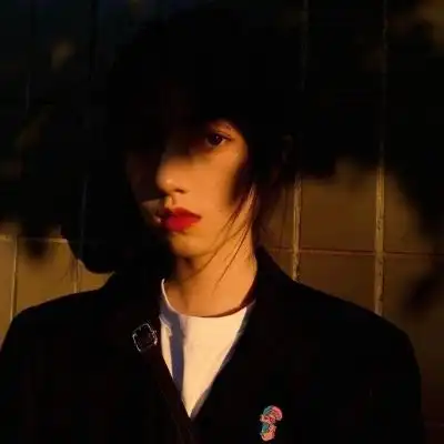 标签:女生头像,超酷