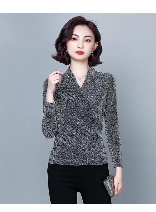 60蕾丝打底衫女春季2022年洋气高端v领气质显瘦长袖上衣女艾玲蓝色l