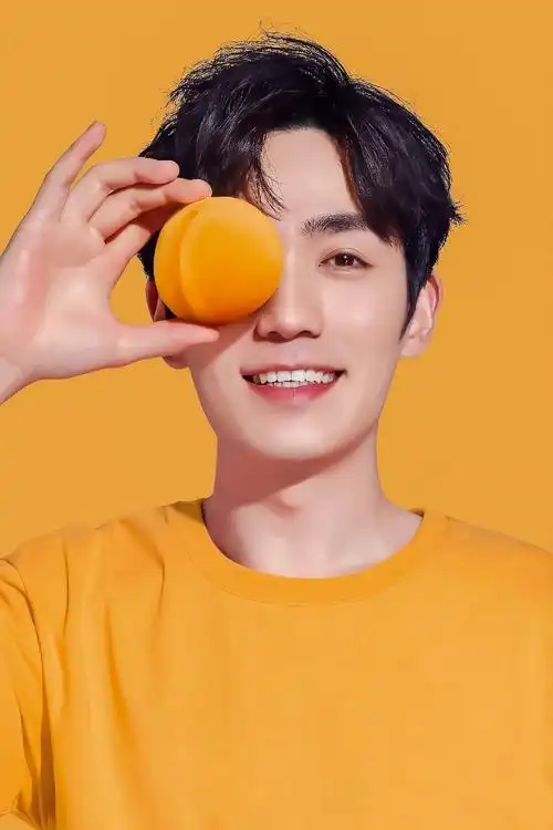 朱一龙你笑起来真好看