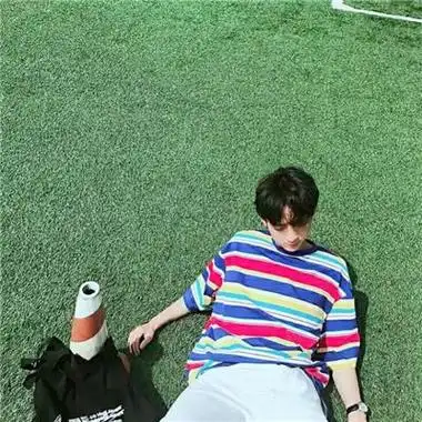 唯美小清新男生头像2021我不愿在孤单的红尘里独醉