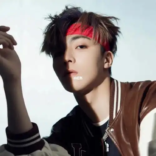 陈立农应援曲彩虹糖