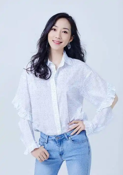 韩雪被曝不拍吻戏,用行动证明爱情没有年龄界限_演艺事业_消息_勇气