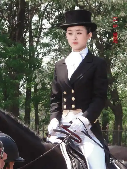 范伟赵丽颖17年后再合作