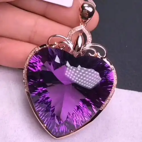 浓郁紫色. 无暇.  送证书7797.