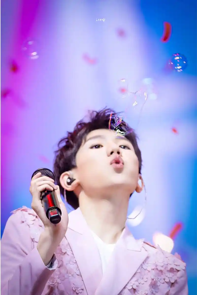 让小编看看,有多少宝宝看着屏幕不自觉地嘟起了