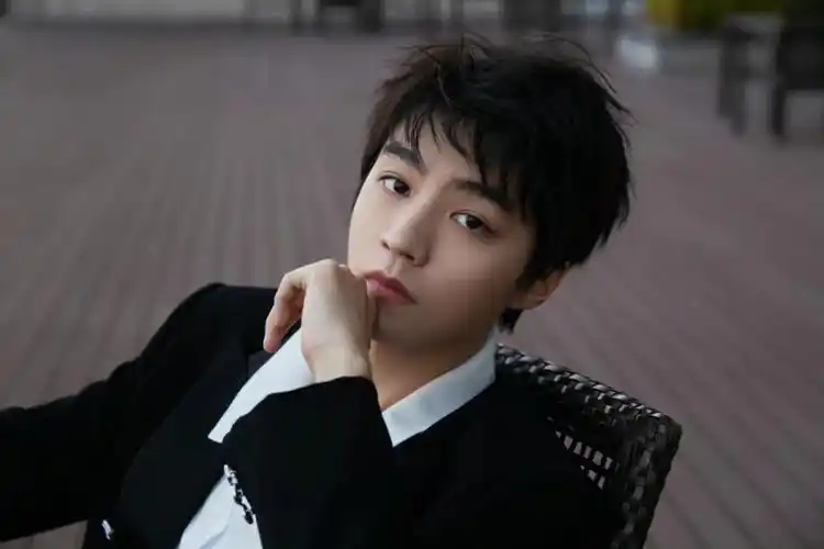 tfboys  #王俊凯 #王俊凯壁纸