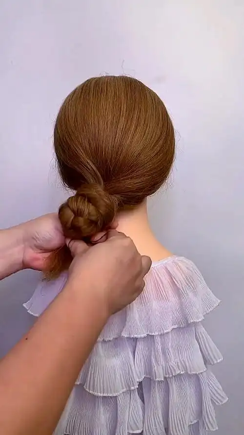 韩式低马尾气质盘发来咯!