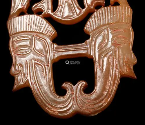 石家河 鹰攫人首玉饰