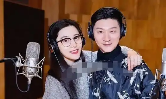 范冰冰72岁父亲参加网红婚礼,行为引发争议|黄奕|洪金宝|范丞丞|娱乐