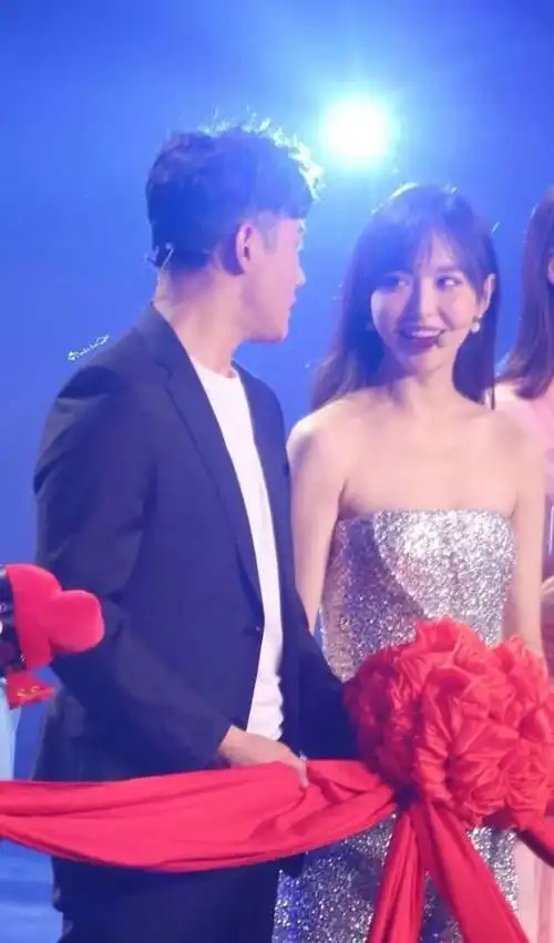 有一种"恩爱"叫罗晋唐嫣,结婚5年后,给内娱夫妻"上了一课"