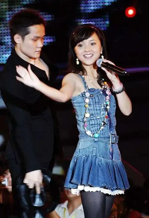 成渝星光·寻找双城文体名人⑥ | 成都赛区出道的重庆"超女"阳蕾:重庆