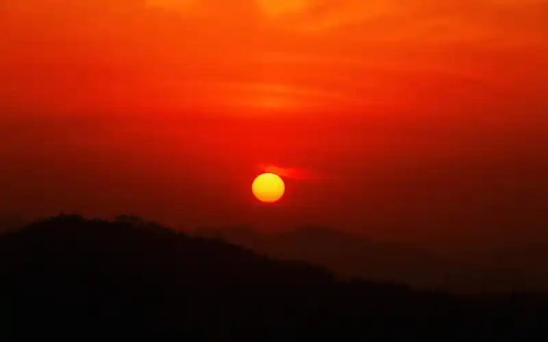 唯美好看的晚霞风景图片桌面壁纸