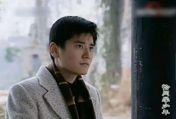 曾被忽视的高颜值?郑钧堪称摇滚界"木村拓哉",钱枫18岁帅过小鲜肉