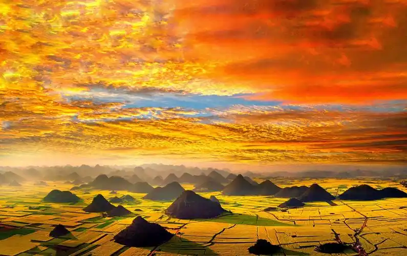 此次影展主题以歌颂改革开放四十年来,祖国山河壮美,云南风景独好