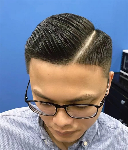 经典油头发型 尽显男性魅力_时尚男发 - 美发站