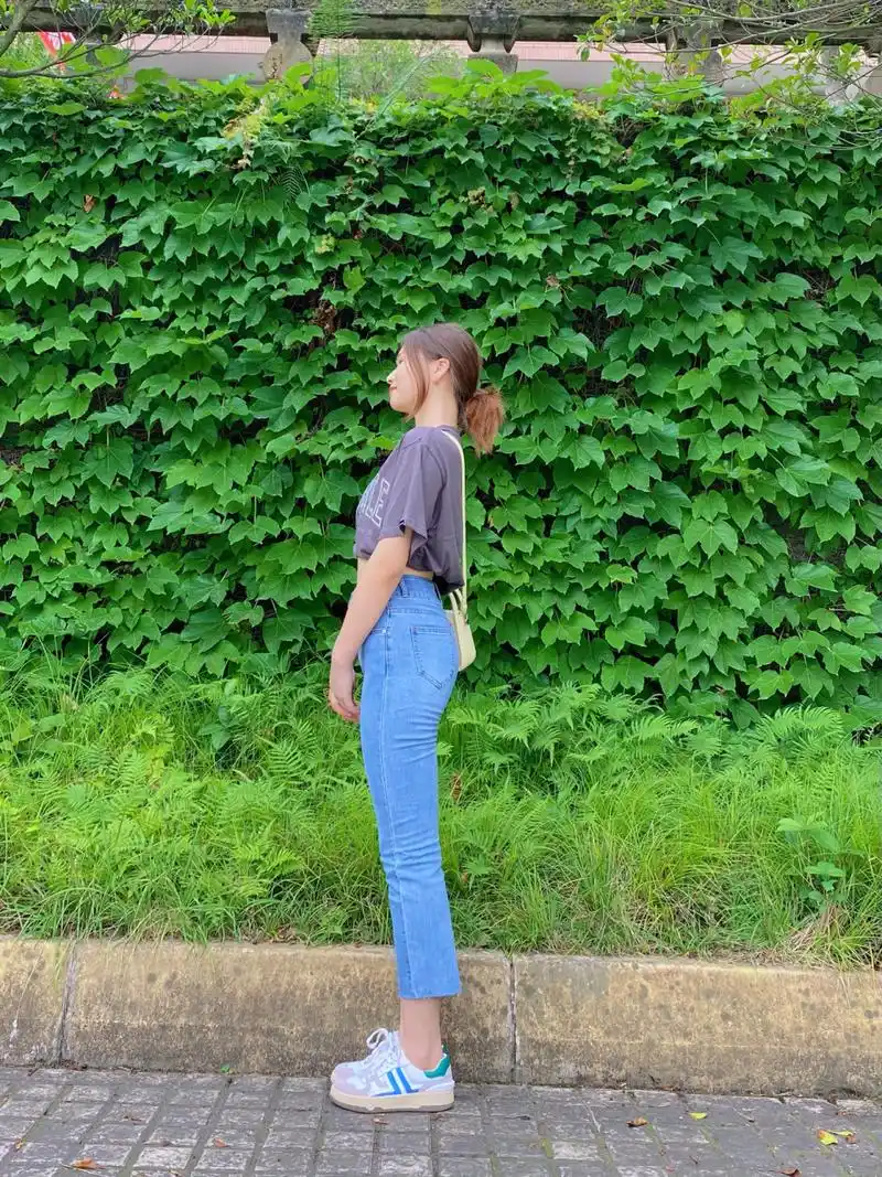 我爱了7515 7515 99本人基本情况: 身高172 体重115到120