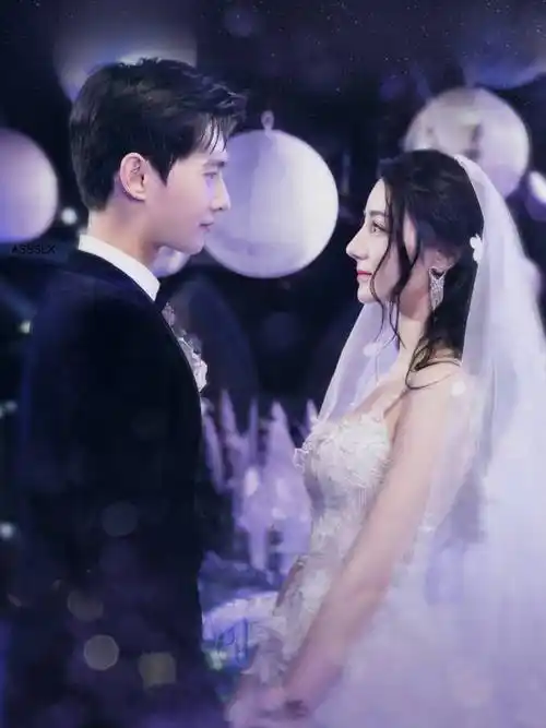 《你是我的荣耀》于途和乔晶晶的婚礼,燃崩了视频平台_杨洋