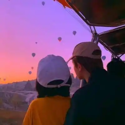 2020最火微信头像情侣请记得我们的一切