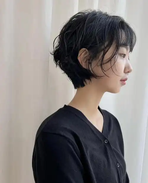 俏皮短发烫个性帅气优雅范