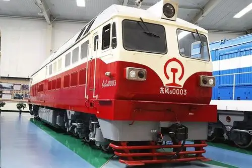 东风6型0003号内燃机车,代号df6,1991年大连机车车辆厂制造,主要用于