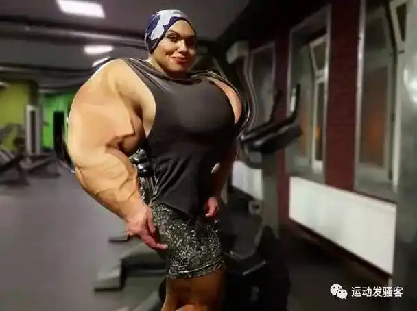 超强肌肉战斗机,女中健美豪杰,粗壮大腿可夹爆西瓜
