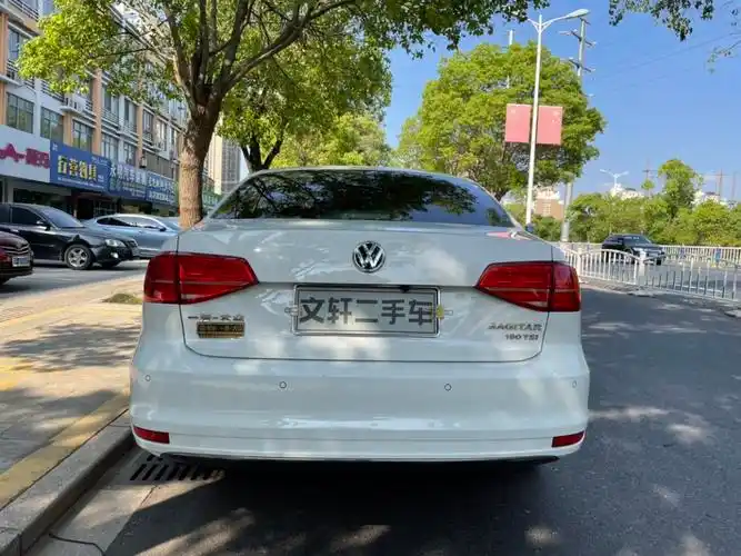 大众 速腾  2018款 180tsi dsg臻享版图片