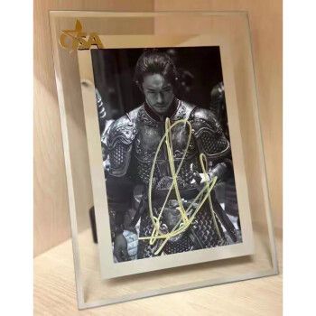 靓趣易烊千玺刘艳芬【gd】《满江红》易烊千玺签名剧照亲笔签名活动现