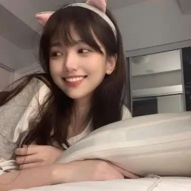 好看的真人女生头像-美女头像 - 壁纸之家