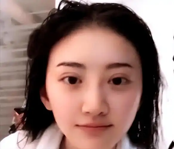 马伊琍:我卸妆了,刘涛:我也卸妆了,再看景甜:差距真大