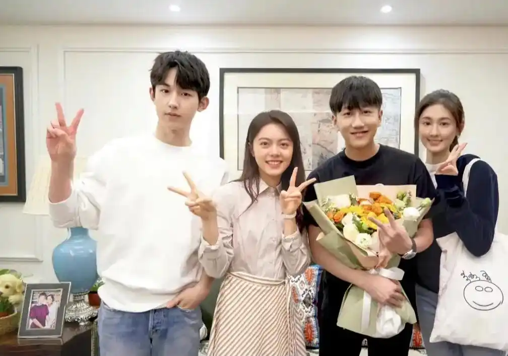 少年派2杀青 #林妙妙钱三一 少年派2杀青啦!我的"一秒c - 抖音