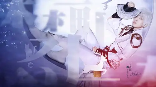 王俊凯全新白发造型曝光,竟在日本意外走红,简直是从画里走出来的!